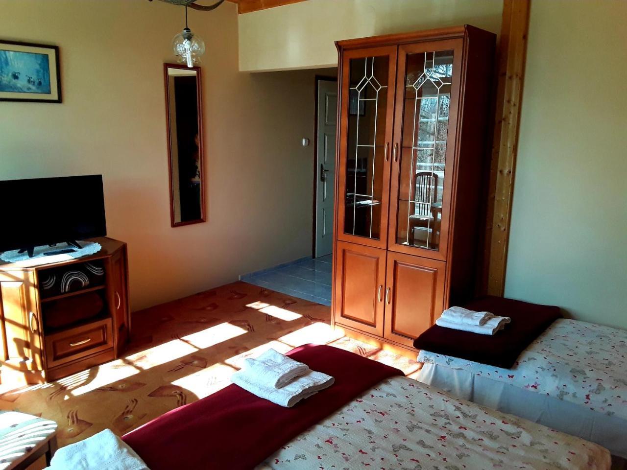 Villa Hedi Panzió Dunakiliti Exterior foto